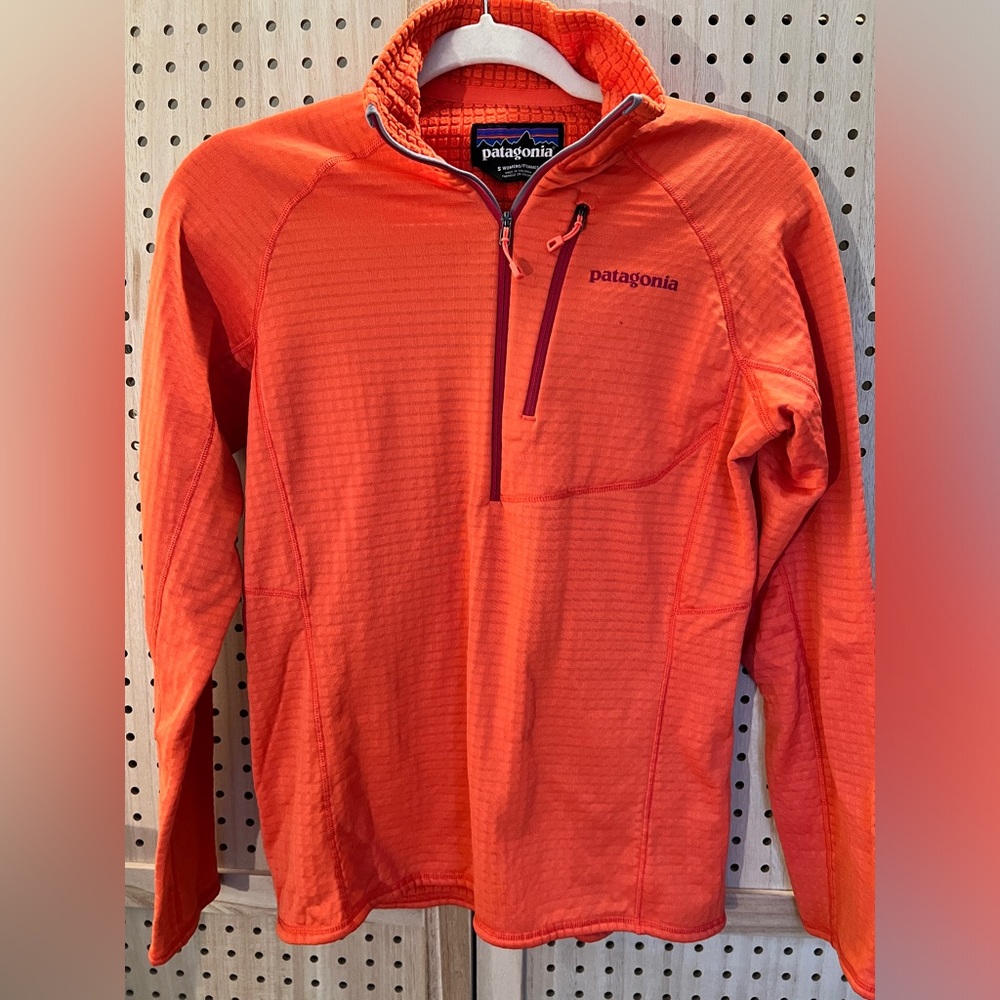 Patagonia Women's R1 half-zip
